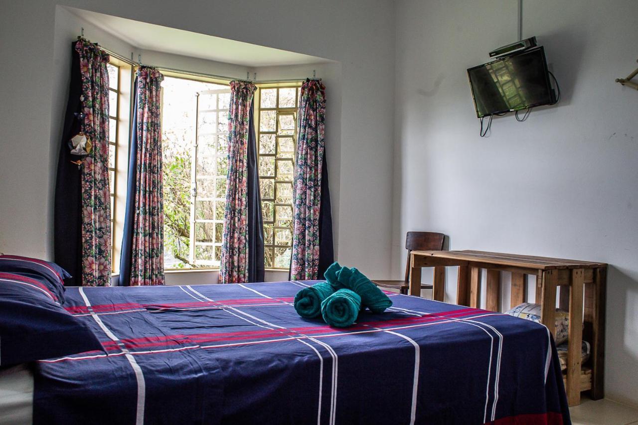 Sitio Girassol Hostel Каконде Екстериор снимка
